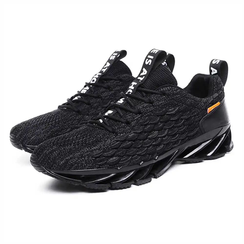 size 44 size 39 walking shoes  - Outdoor Sport News review and price